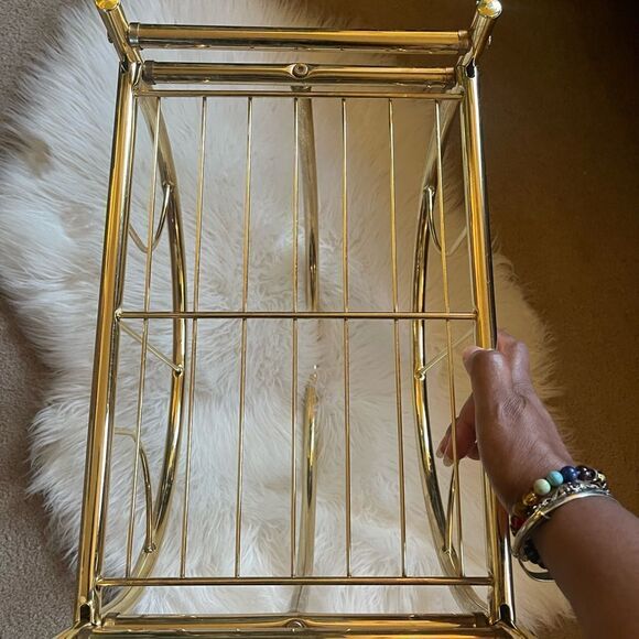1960s The Commodore Collection by Rosalco Brass Finish Gold Metal Magazine Rack - Picture 6 of 6